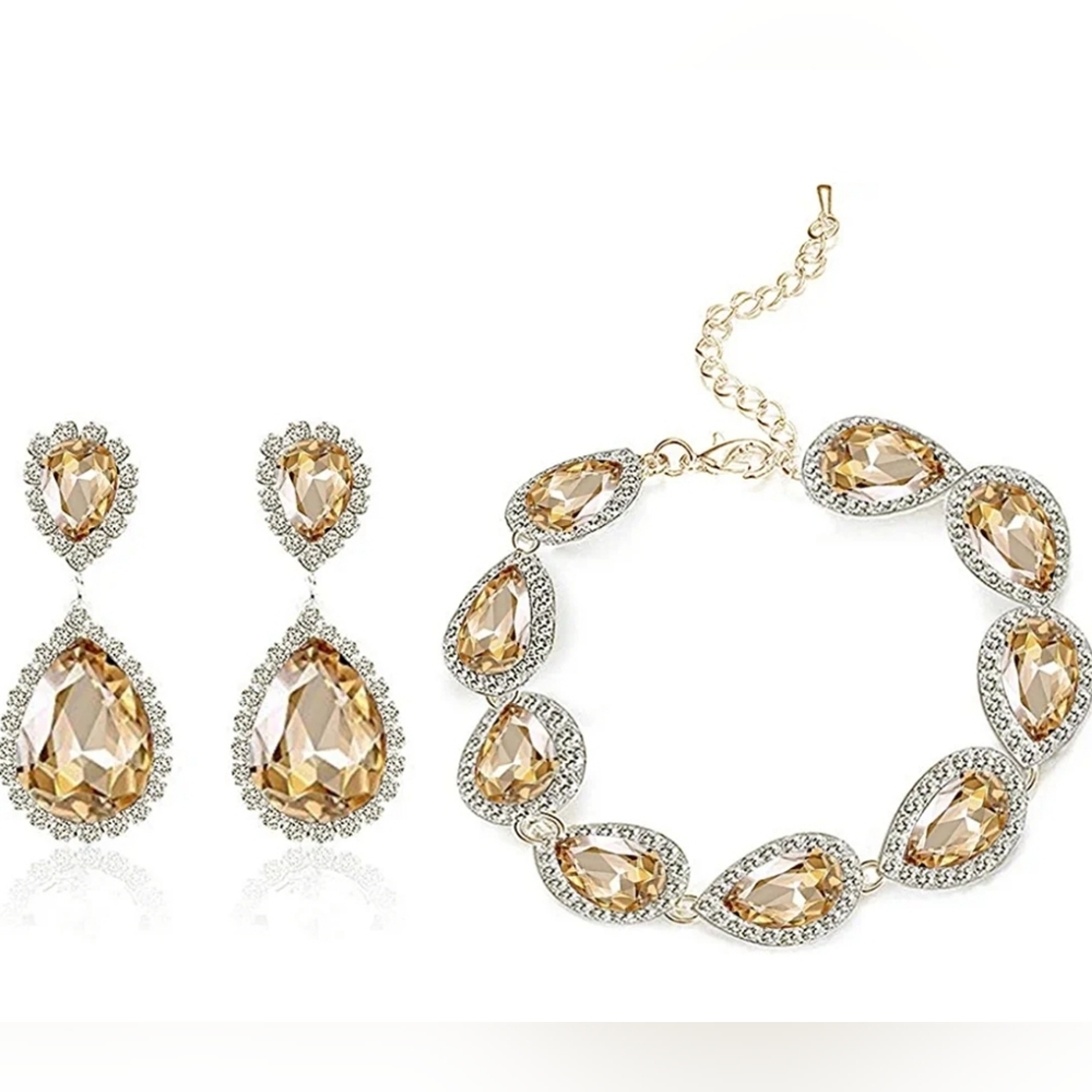 Super Cute Rhinestone Jewelry Set